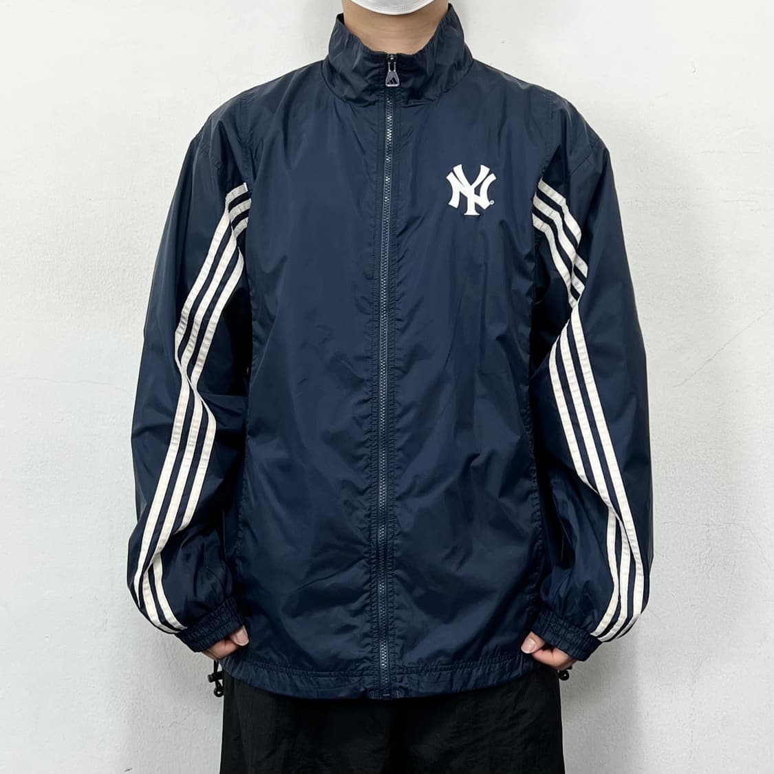 아디다스 양키스 90s 오버사이즈 바람막이 상품이미지3