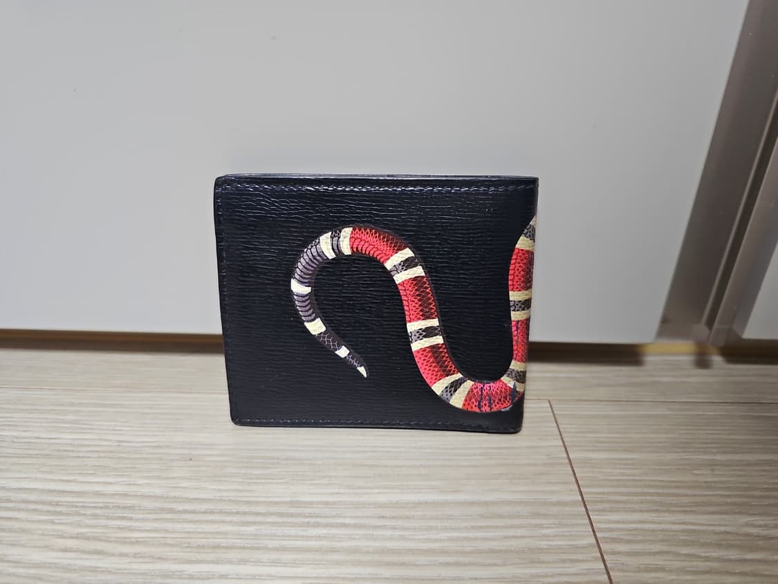 구찌 정품 킹스네이크 반지갑 팝니다 상품이미지2