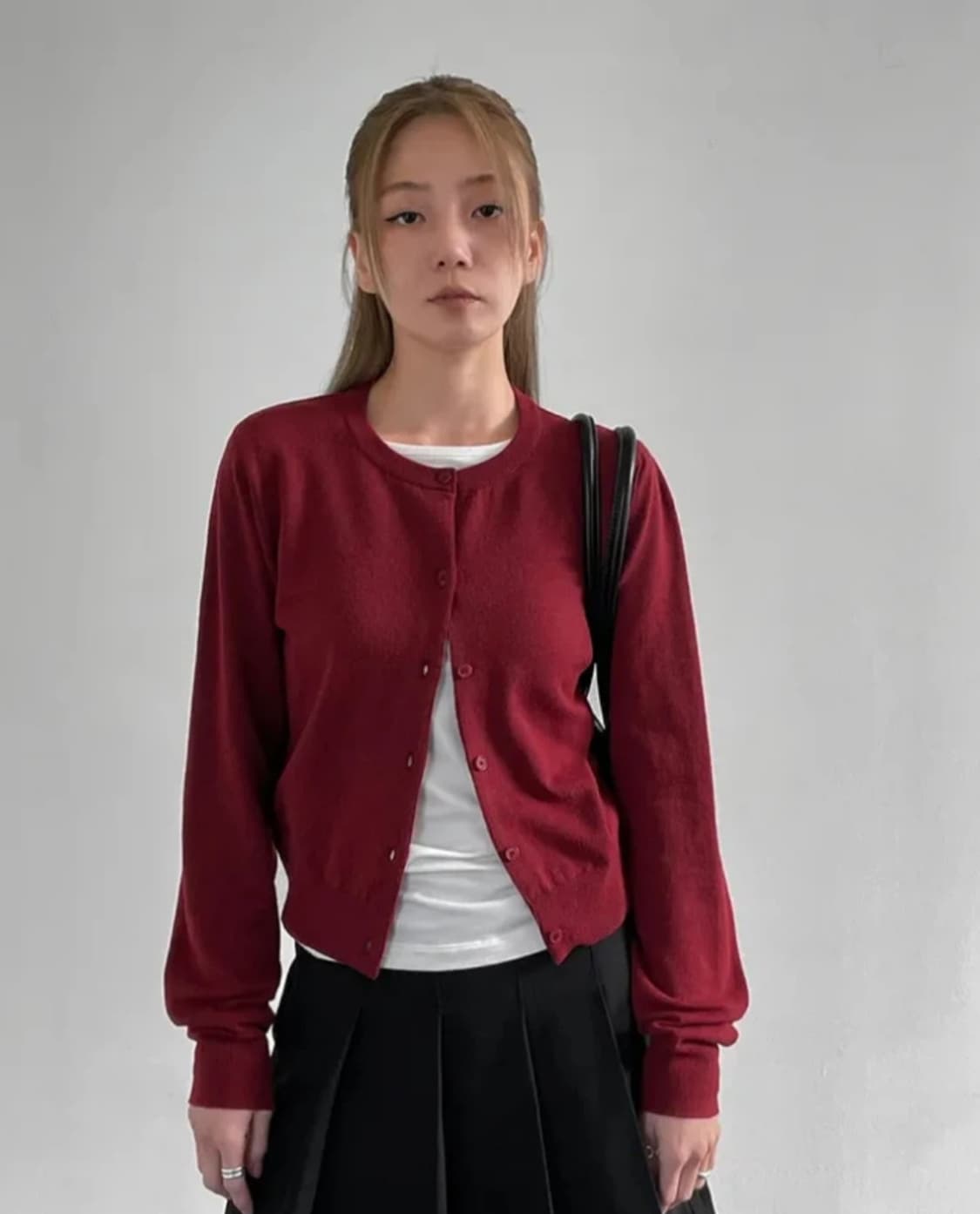 블랙업 라운드 가디건 레드 상품이미지1