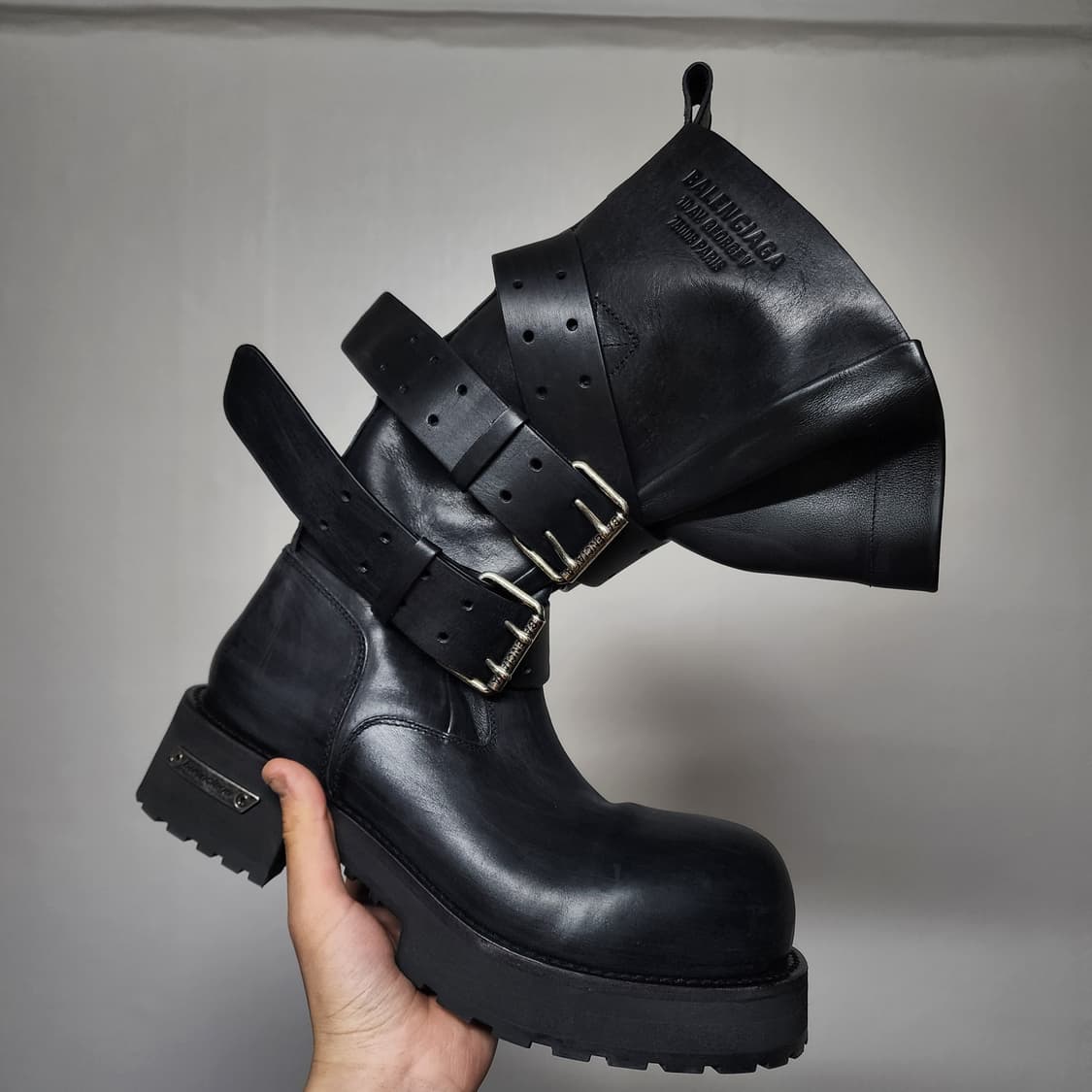 [교환] 발렌시아가 베놈 하이 부츠 43 > 44 사이즈 교환 하실 분 상품이미지2