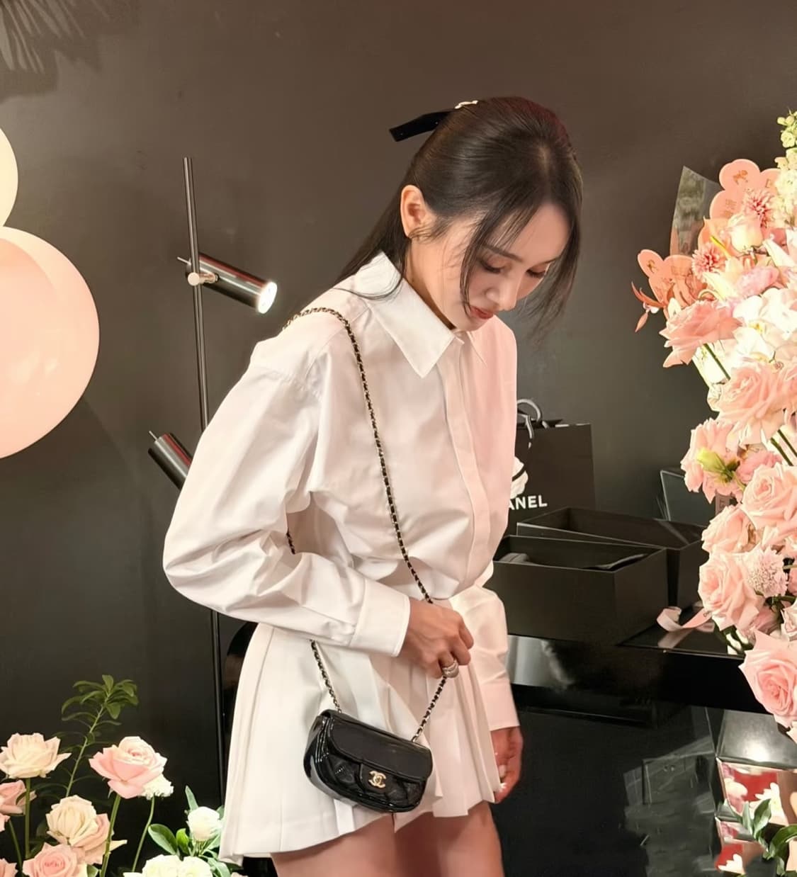  26신상 샤넬VIC 미니 애나멜 체인백 크로스백 샤넬 메이크업 상품이미지10