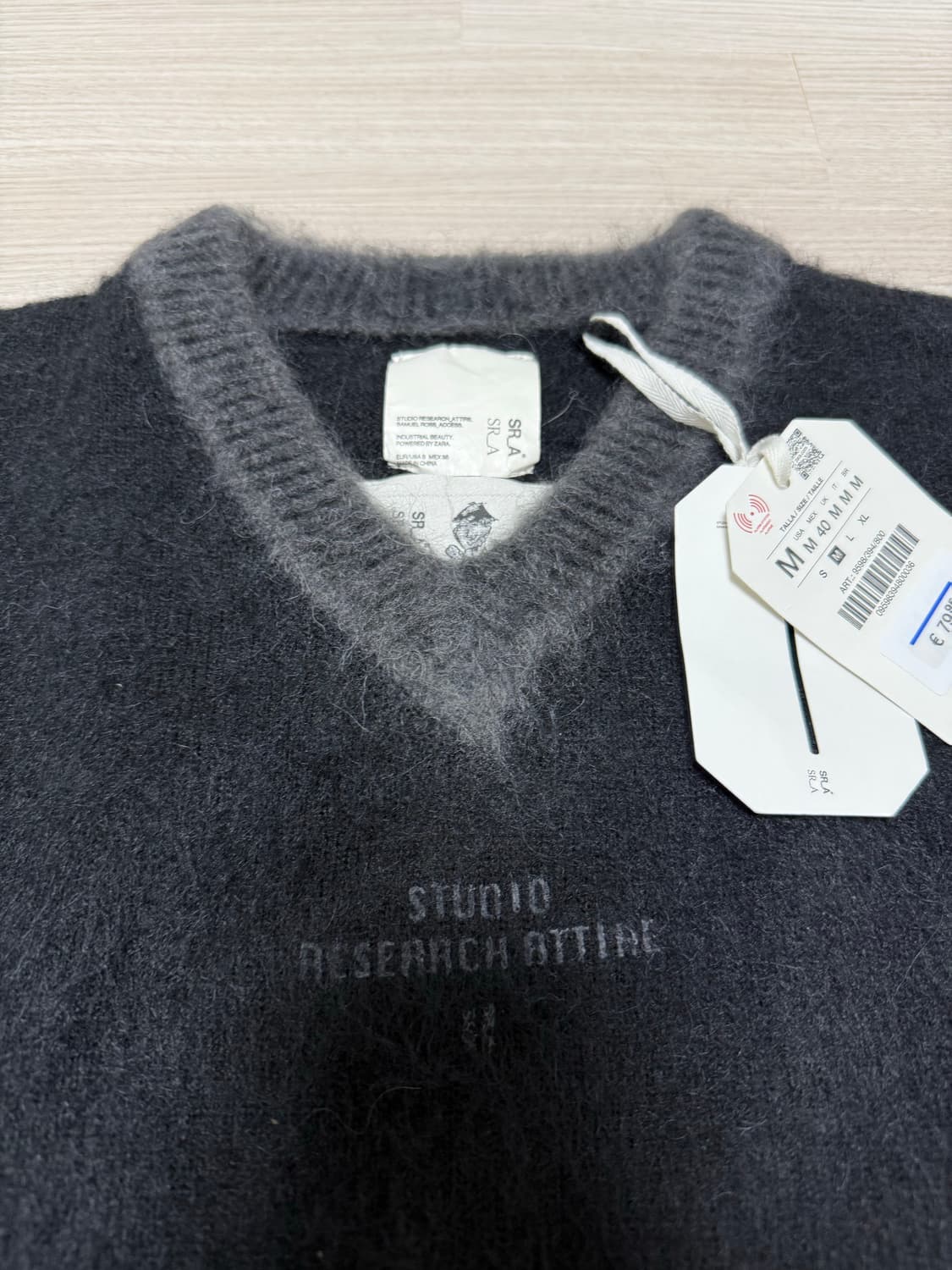 자라 X SR_A 콘트라스트 텍스처 스웨터 블랙 새상품 상품이미지9