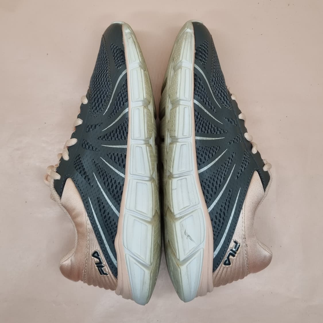 휠라 메모리 여성 런닝화 240 상품이미지5