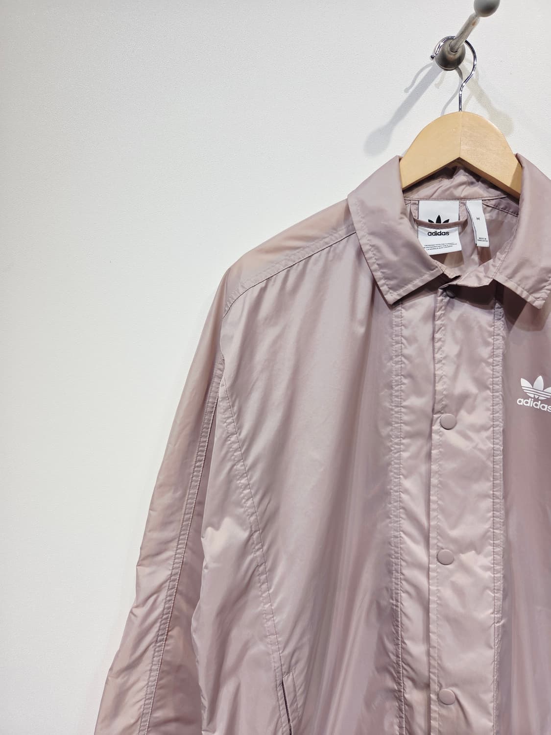 아디다스. 베이지 코치 자켓_M 상품이미지3