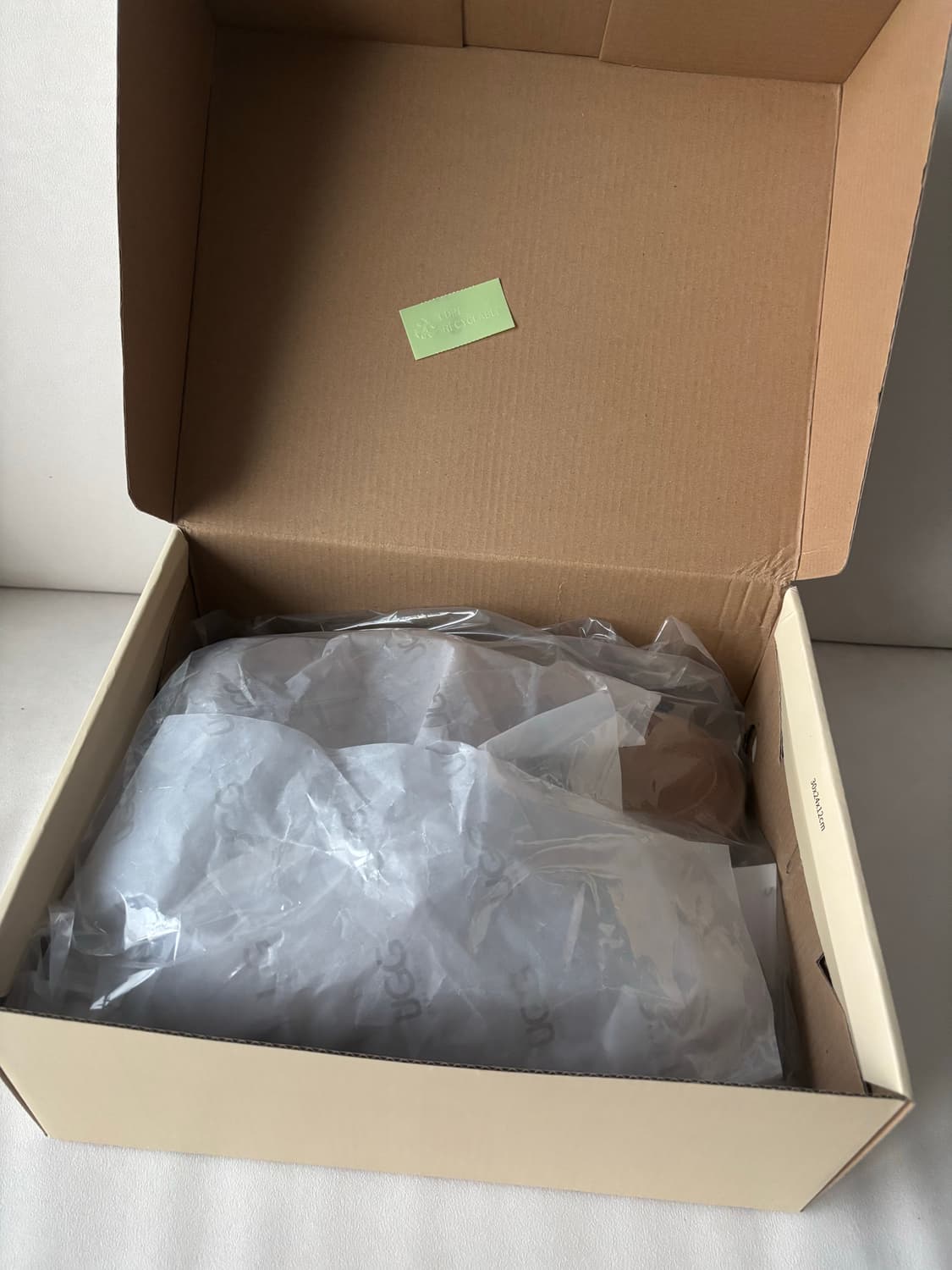 어그 슬립온 체스넛 255 상품이미지3