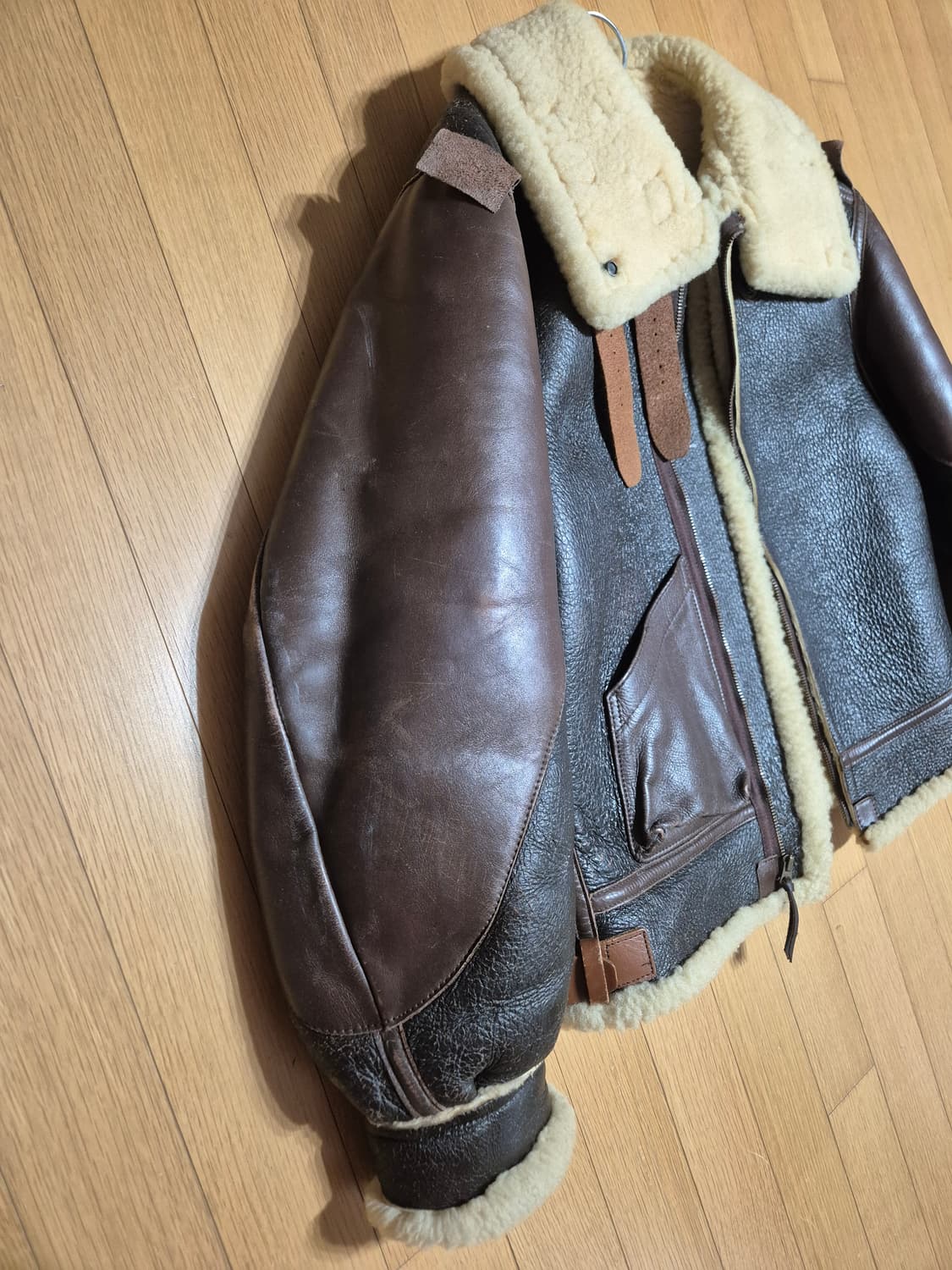버즈릭슨 대전형 B-3 무스탕 자켓 상품이미지2