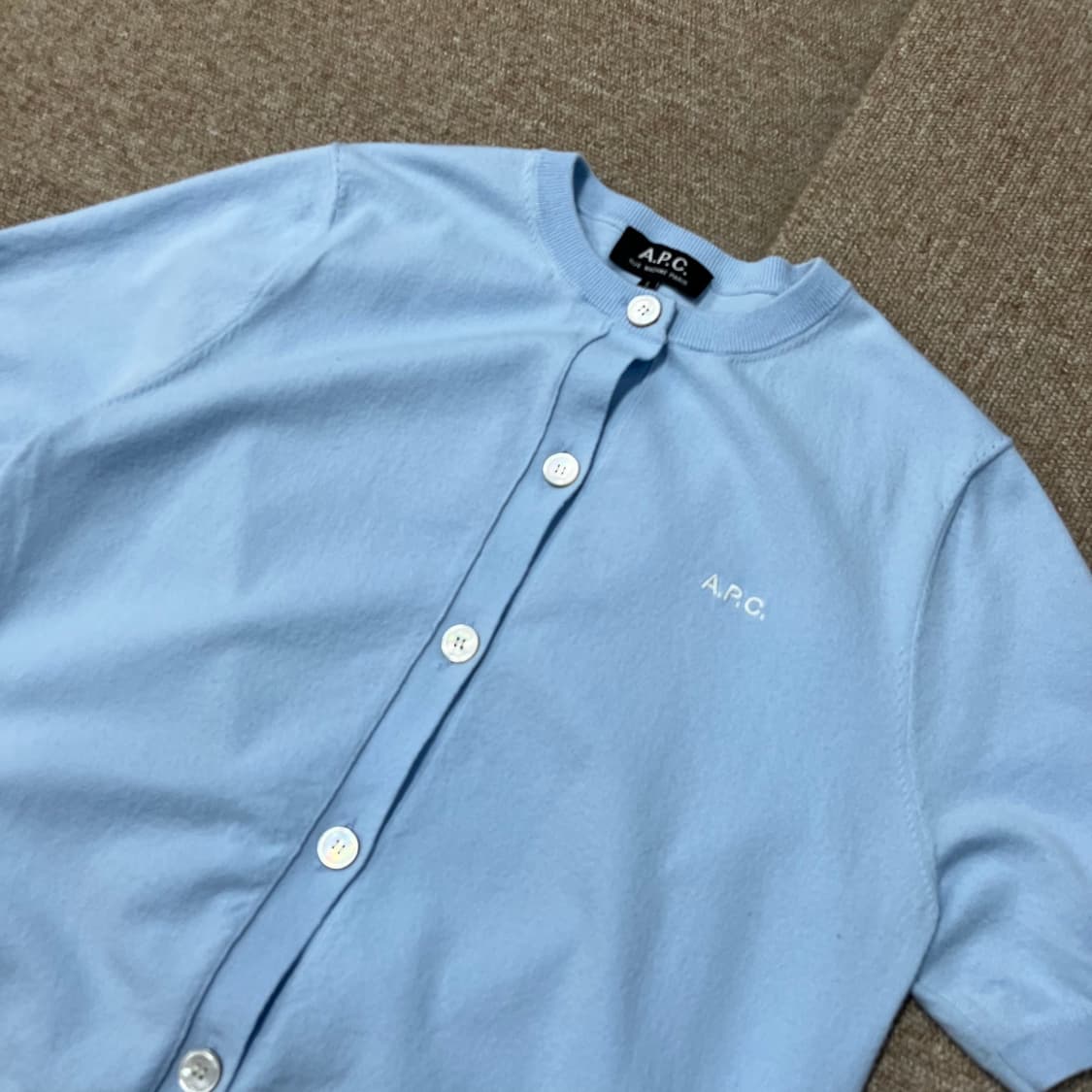 아페쎄 반파 니트 가디건 상품이미지3