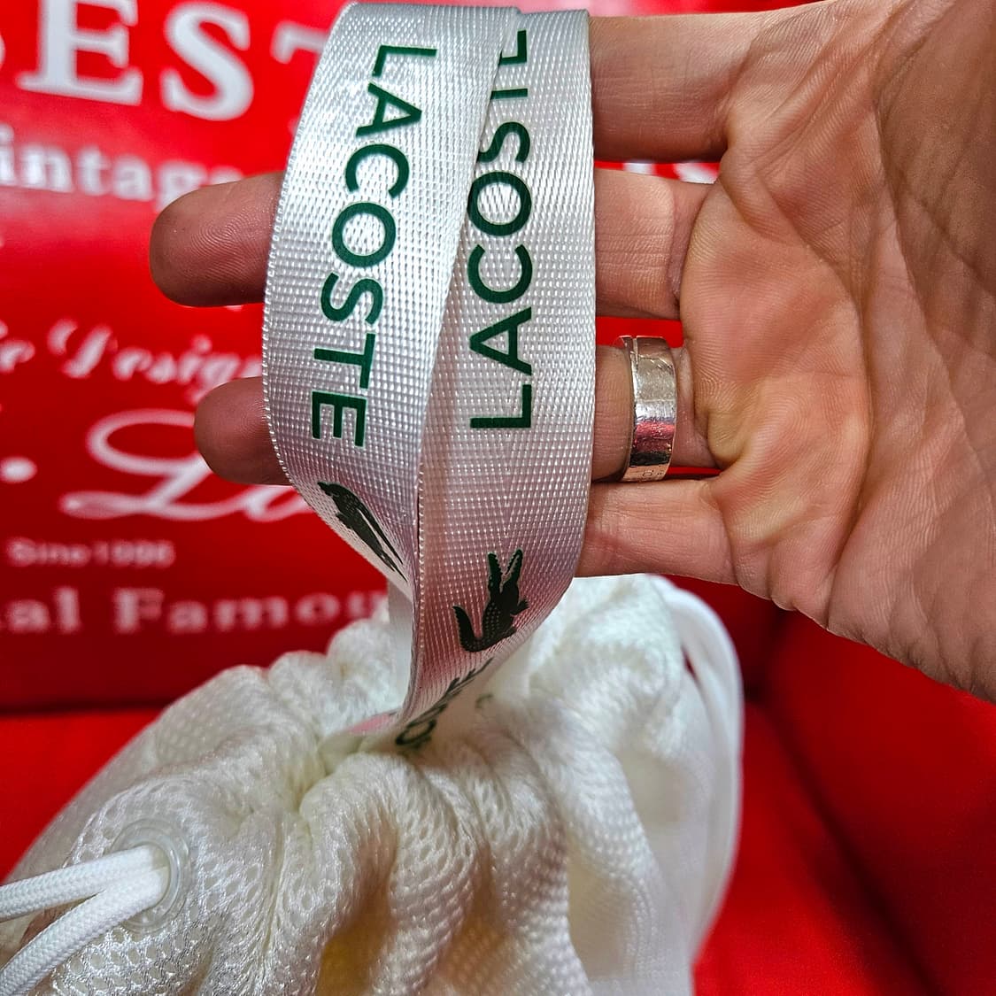 라코스테(Lacoste) 시그니처 빅로고 메쉬드 토트백 + 백팩 상품이미지5