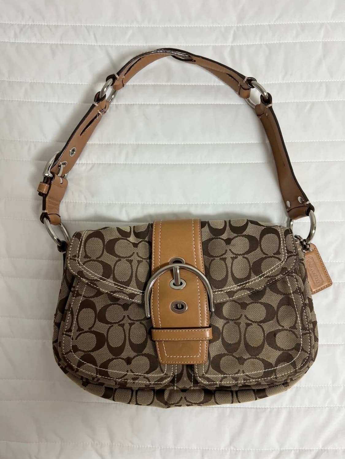 코치 숄더백 상품이미지2