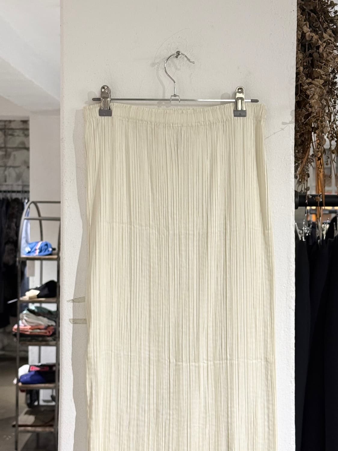 이세이 미야케 페테 아이보리 플리츠 롱 스커트 상품이미지5