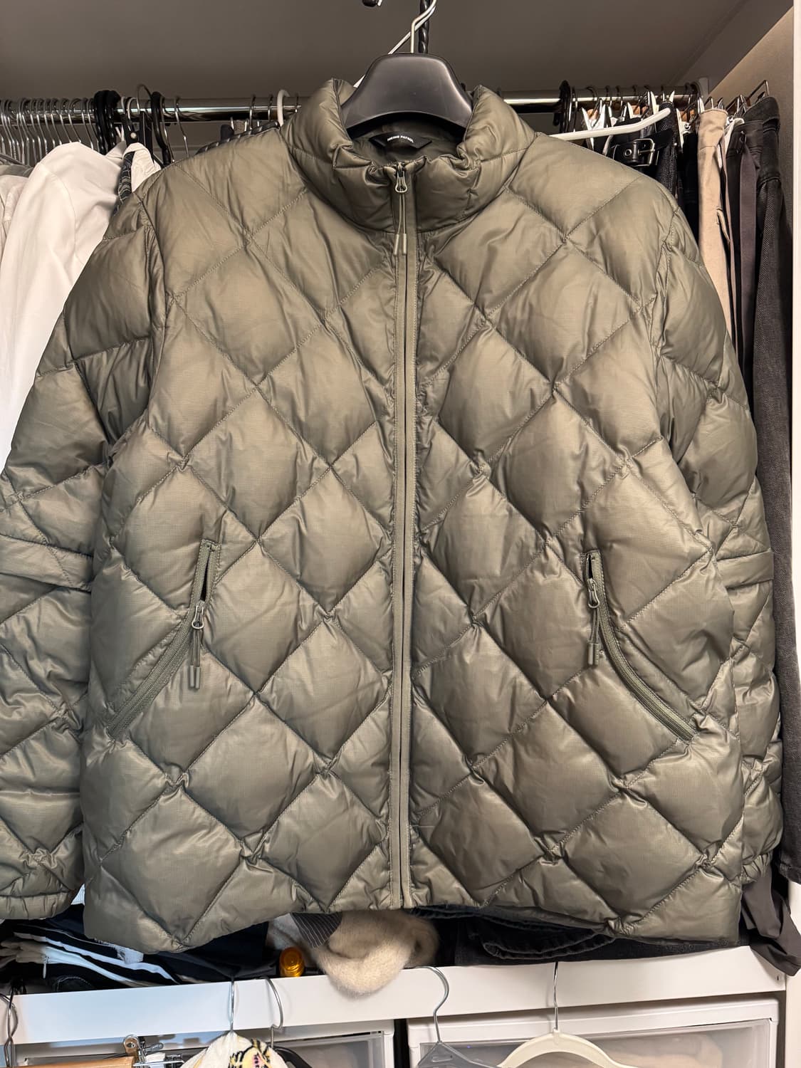 [L] 하이킹패트롤 경량 패딩 카키 라이트다운 디테처블 슬리브 자켓 그린 상품이미지2