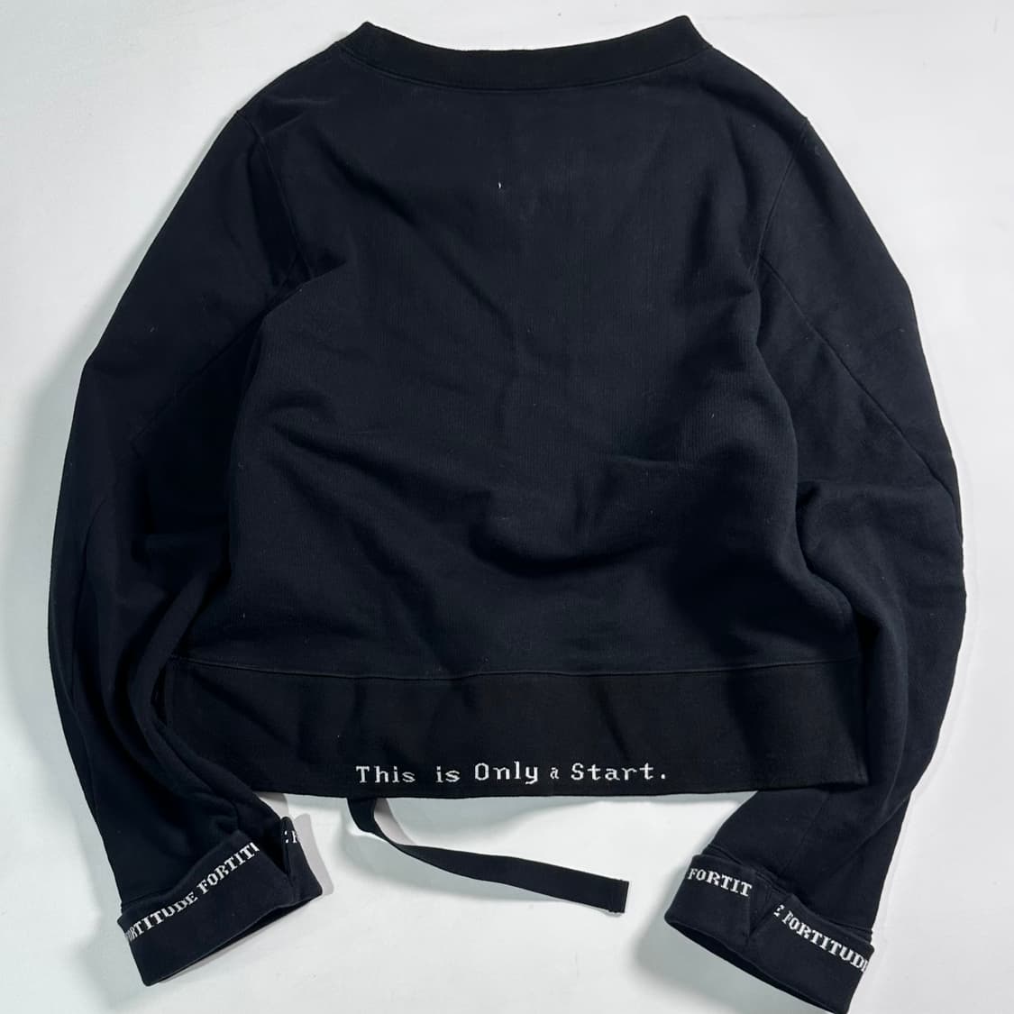  미하라 야스히로 크롭 맨투맨 상품이미지6