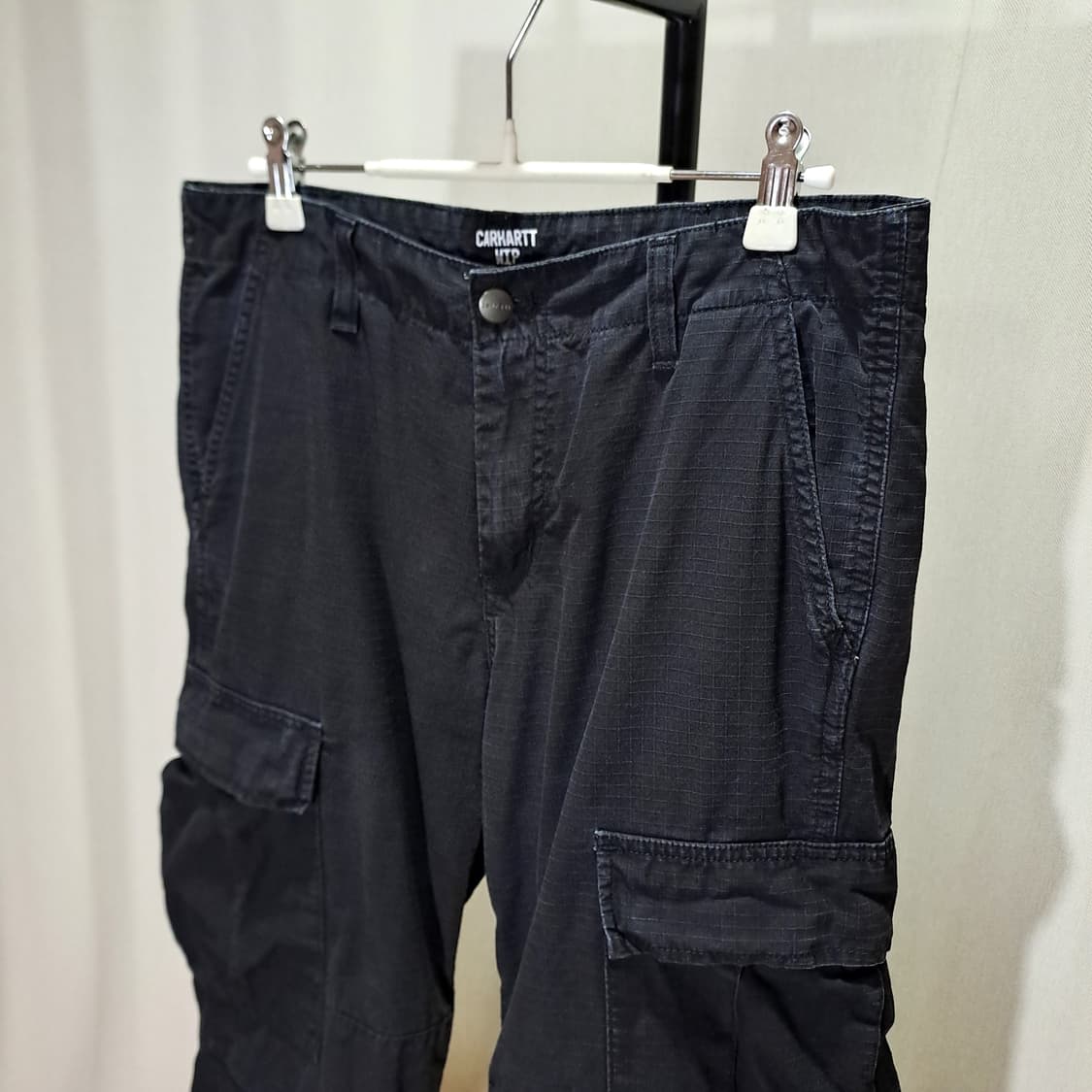 (택포) 칼하트 WIP 블랙 레귤러 카고 팬츠 31X32 B726 상품이미지2