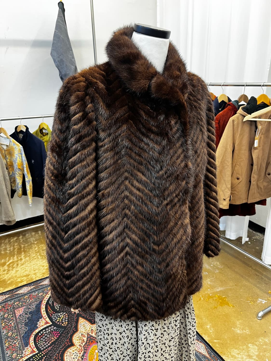 PRELIOT 헤링본 패턴 밍크퍼 자켓 상품이미지1