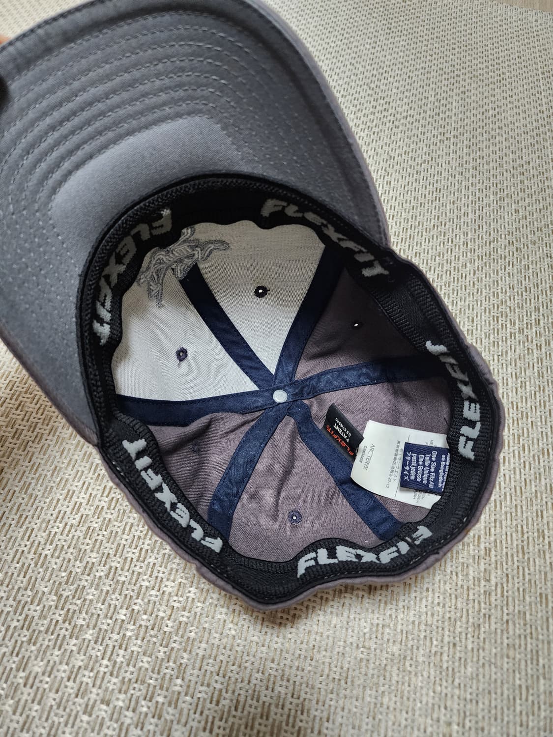 Arcteryx 아크테릭스 볼캡 빈티지 빅로고 그레이 상품이미지3
