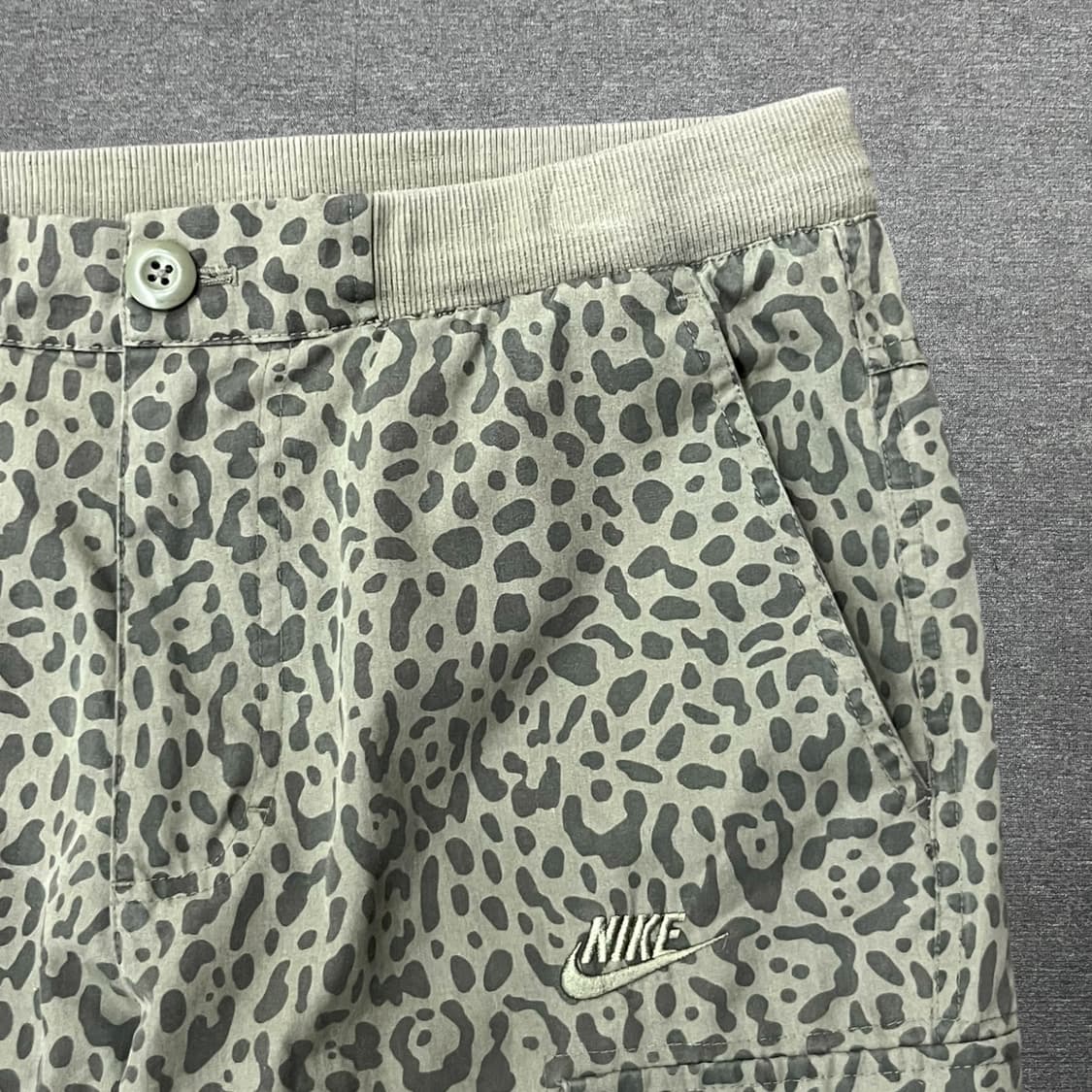 나이키 레오파드 트레이닝 카고 팬츠 (34) 상품이미지3