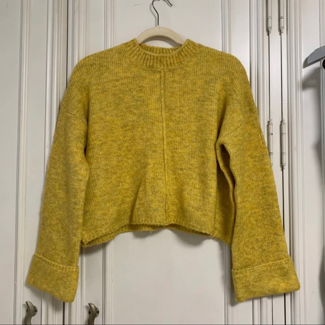 Bershka 버쉬카 니트 옐로우  상품이미지1