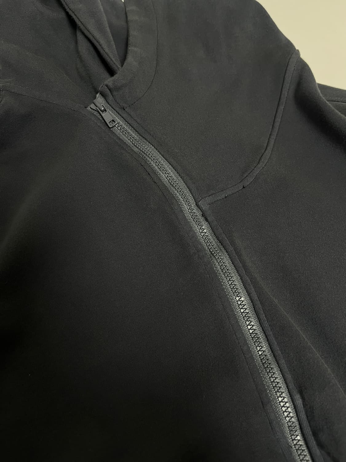 EE 커브드 후드집업 차콜 L 상품이미지5