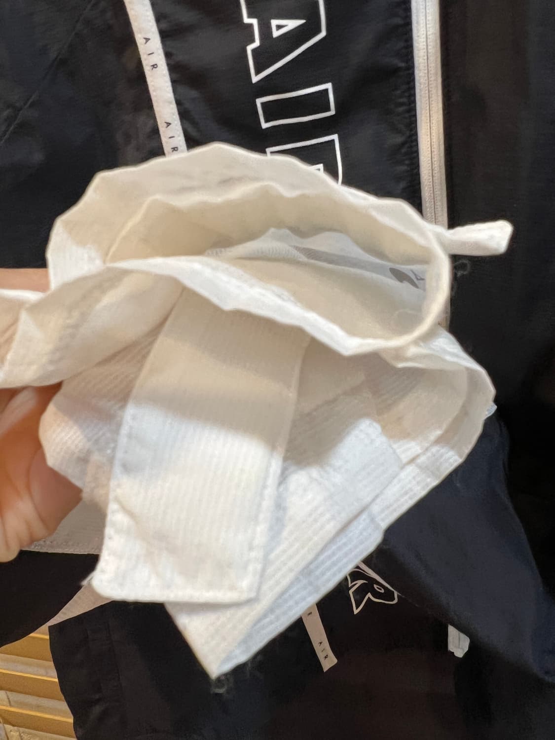 나이키 여성 블랙 바람막이집업점퍼 매쉬집업자켓 상품이미지4