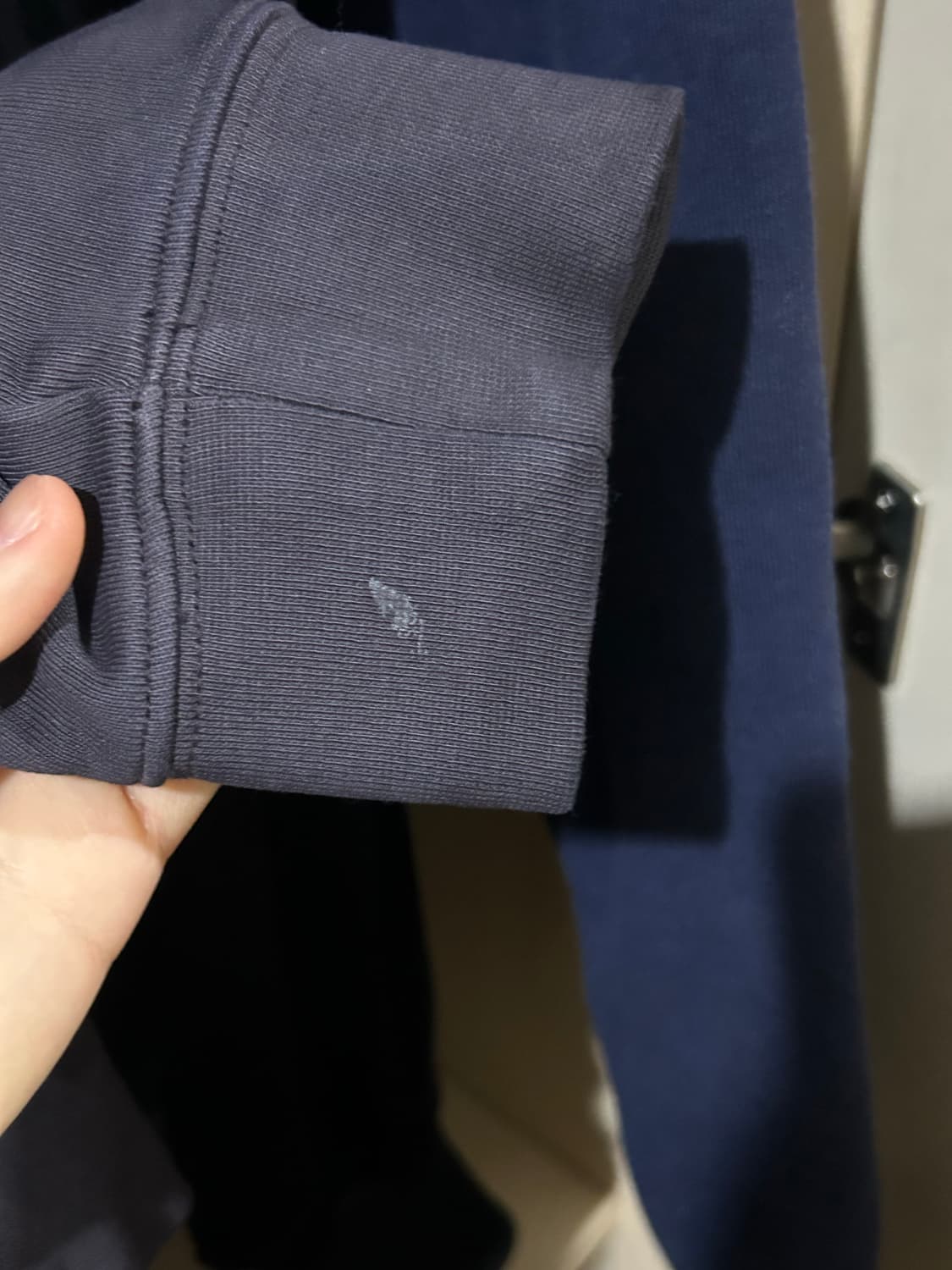 자라 토글 스웨트셔츠 상품이미지3