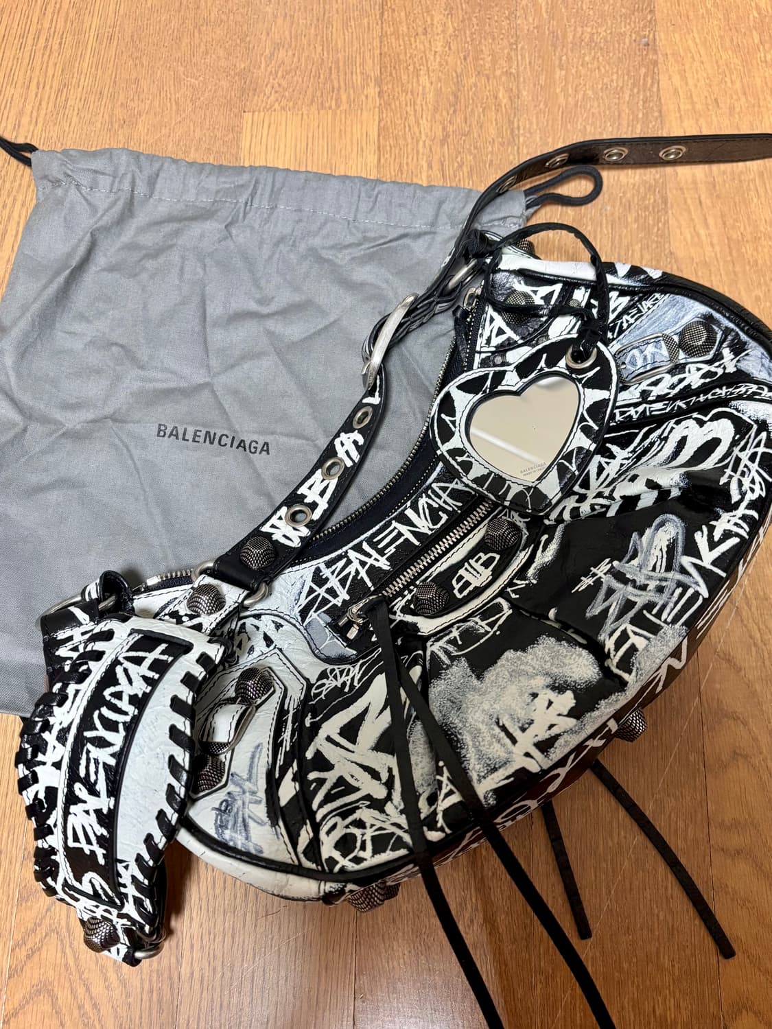 발렌시아가 르카골 스몰 그래피티 상품이미지1