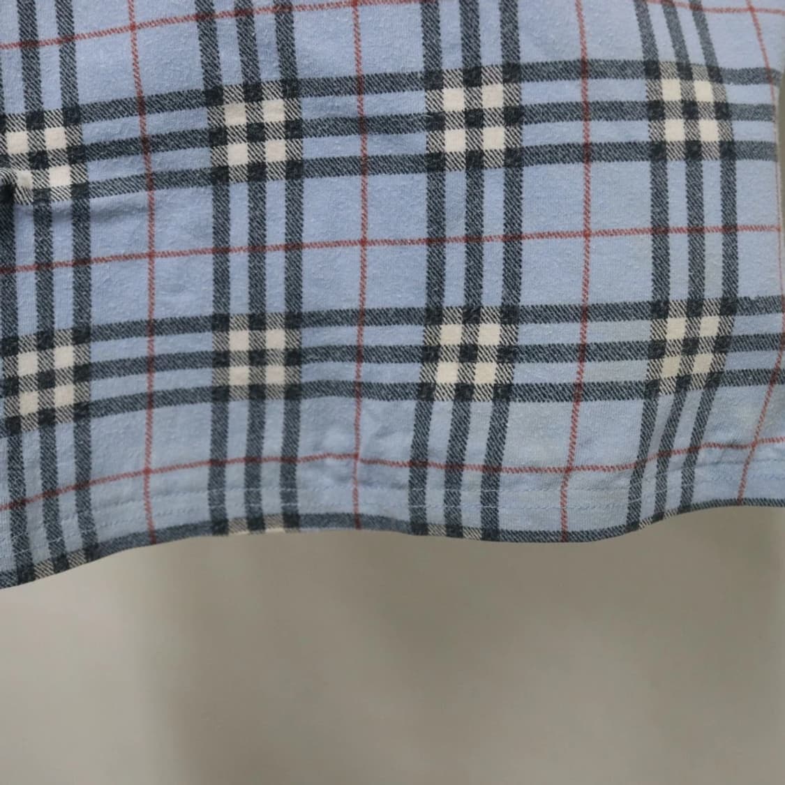 버버리 런던 체크 패턴 긴팔 티셔츠 63246 상품이미지8