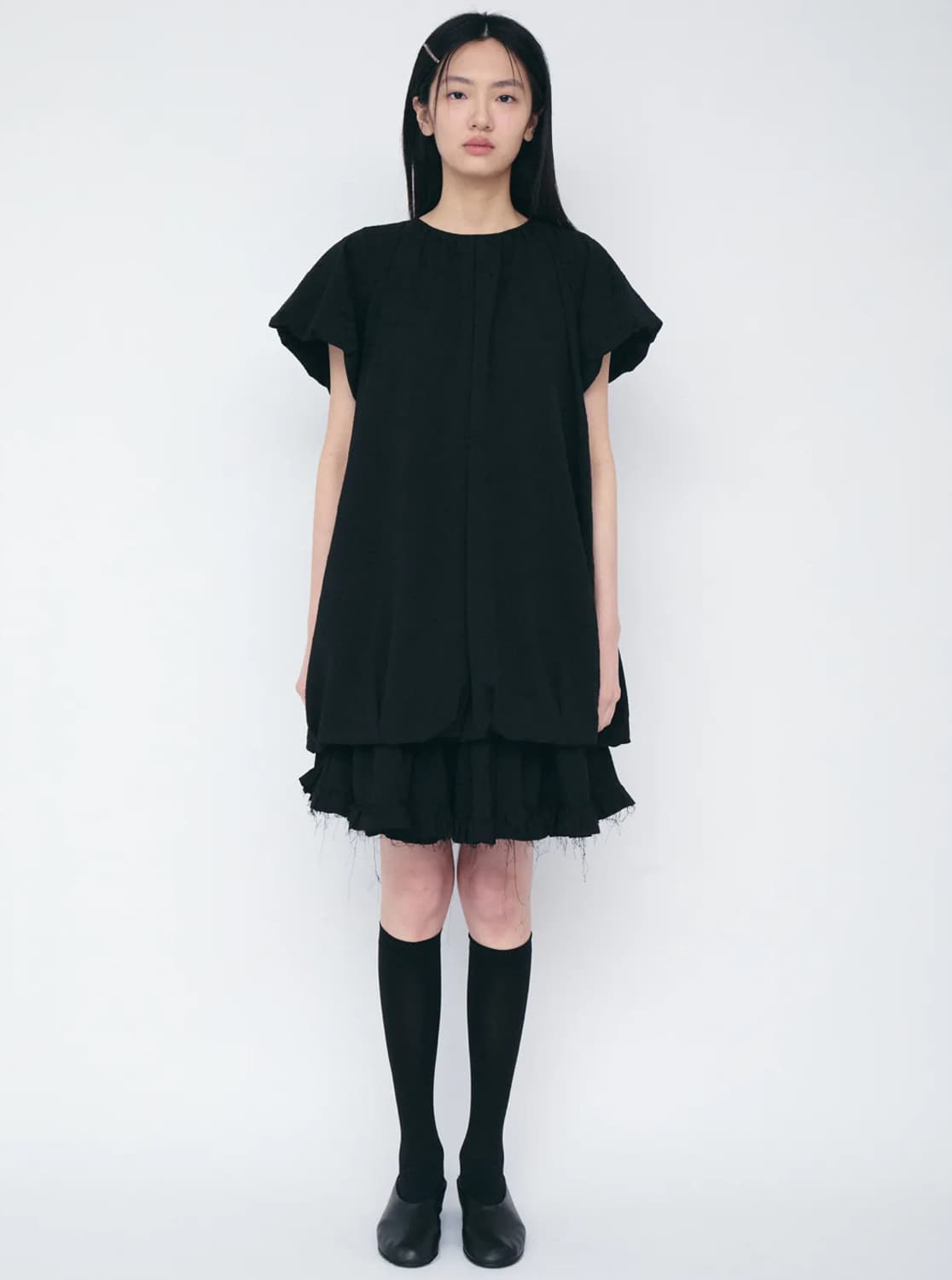 코스모스 볼륨 미니 드레스 floral black 상품이미지1