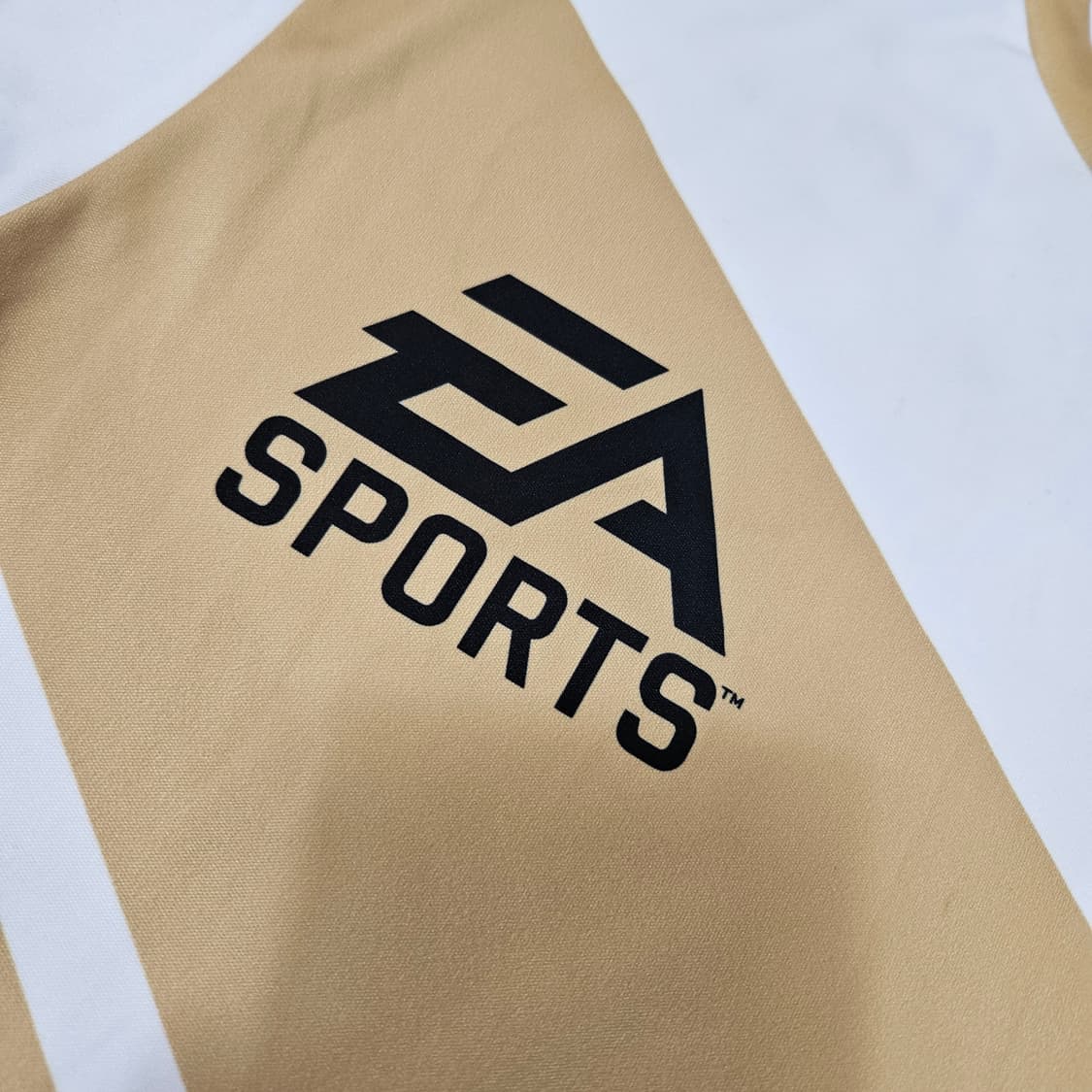 (새상품)아디다스 피파온라인 월드 챔피언 리미티드 유니폼 저지 상품이미지4