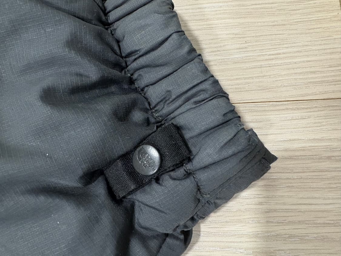 노스페이스 눕시 700 구스 다운 자켓 다크 그레이 상품이미지4