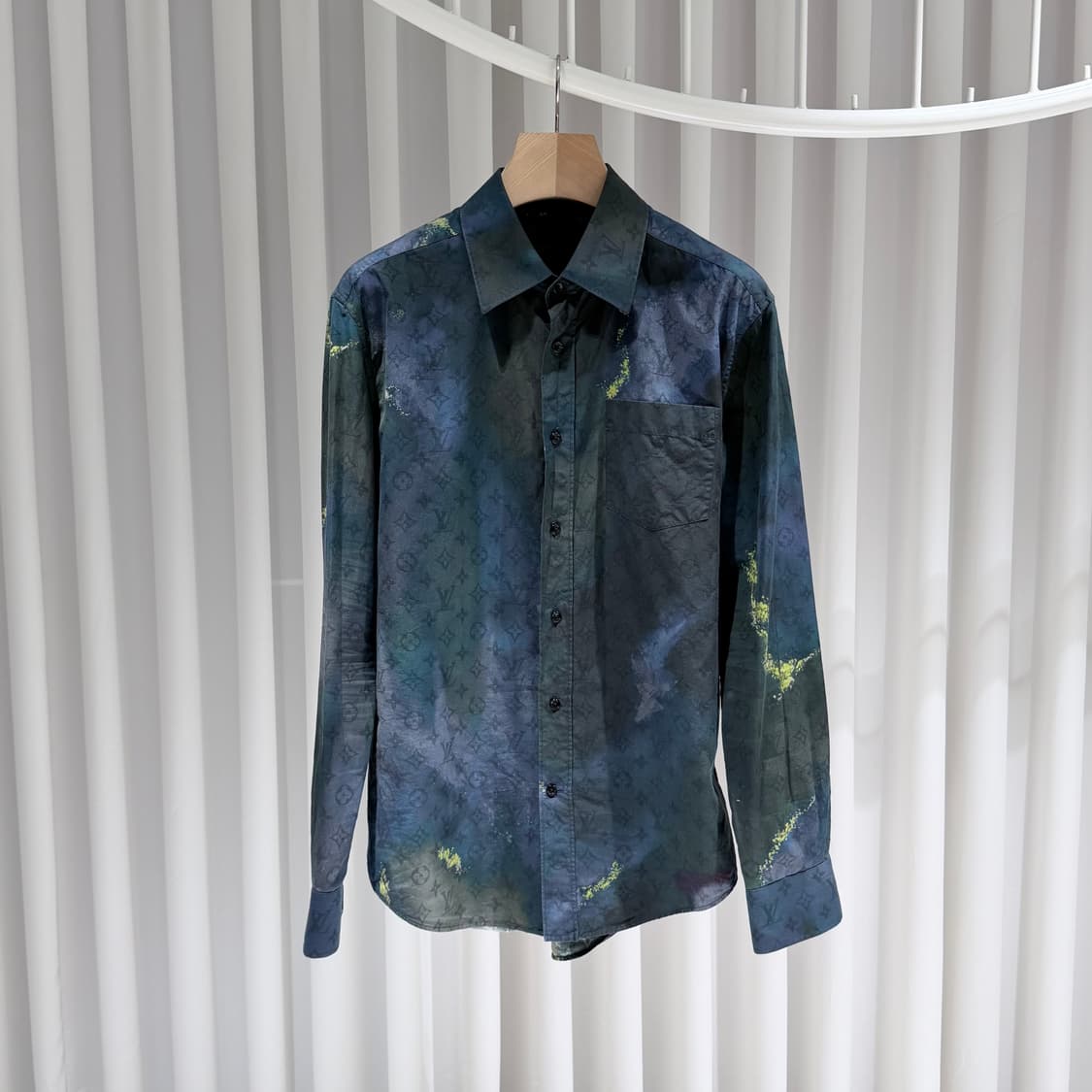 (A+/M) / 루이비통 모노그램 타이다이 비지니스 셔츠 상품이미지1