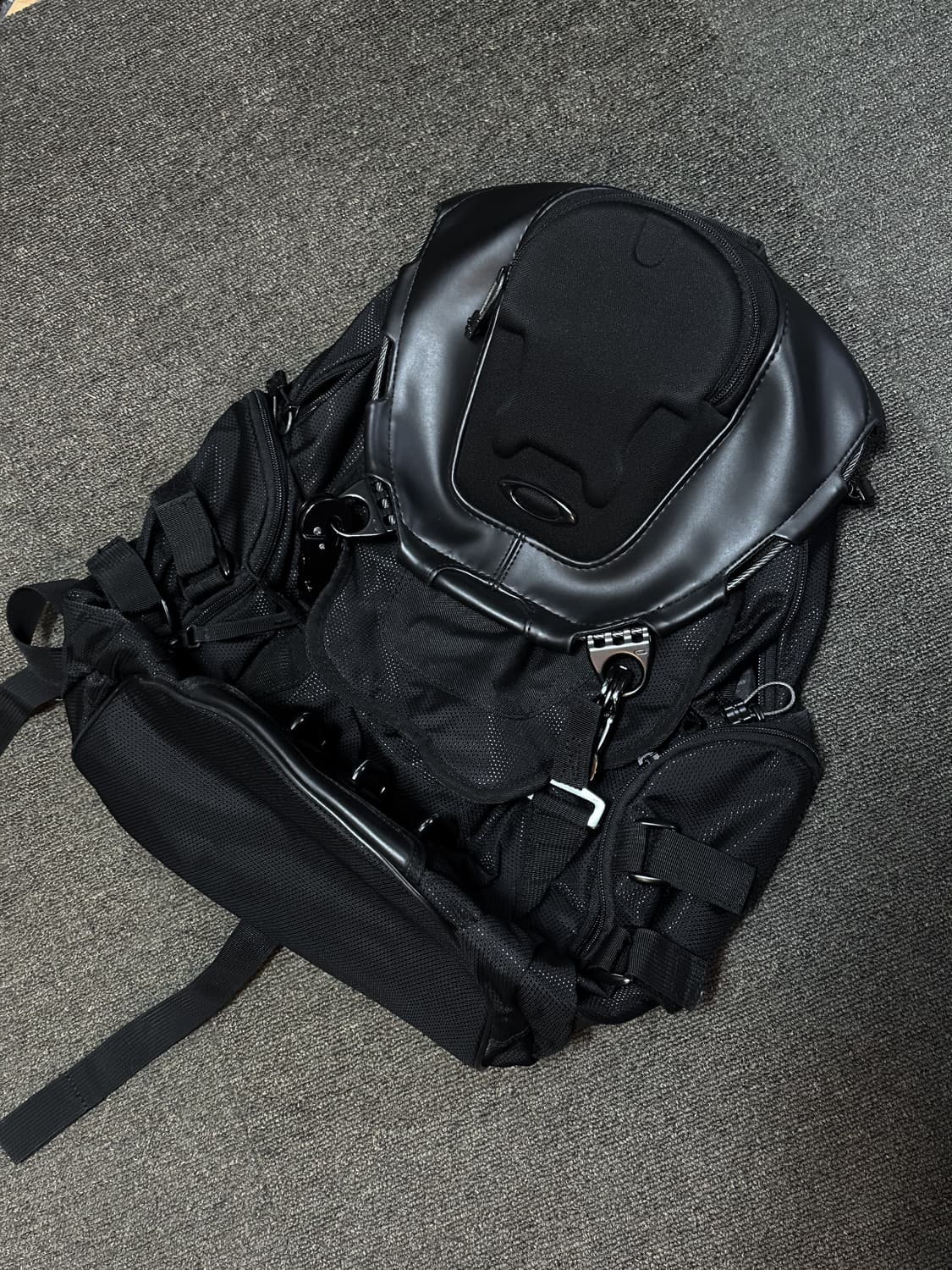 오클리 백팩 상품이미지1