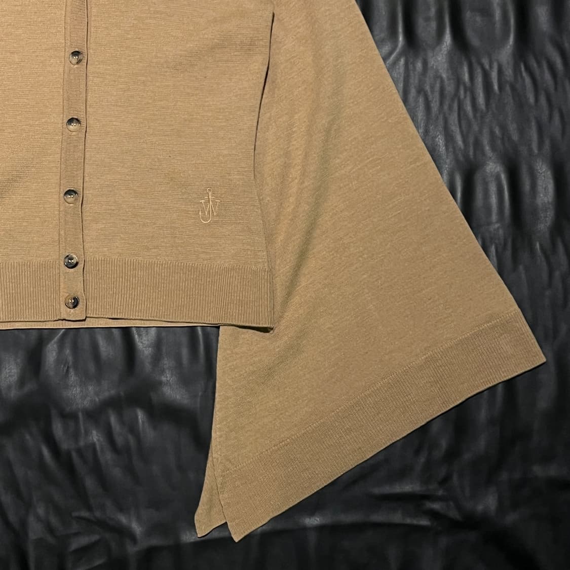 JW앤더슨 베이지 가디건 상품이미지4