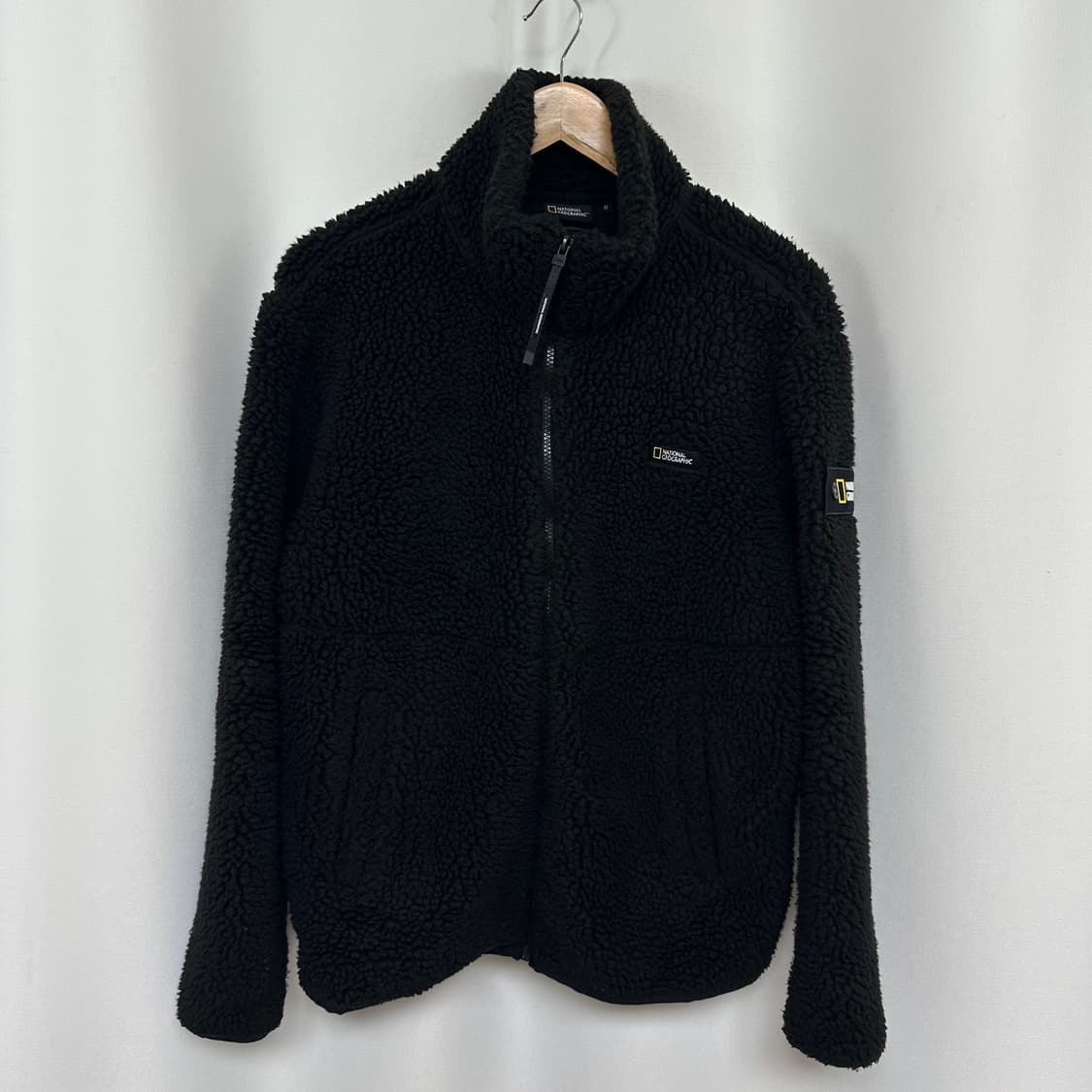 네셔널지오그래픽 남자 뽀글이 도톰자켓 검정 M  EOW 상품이미지1