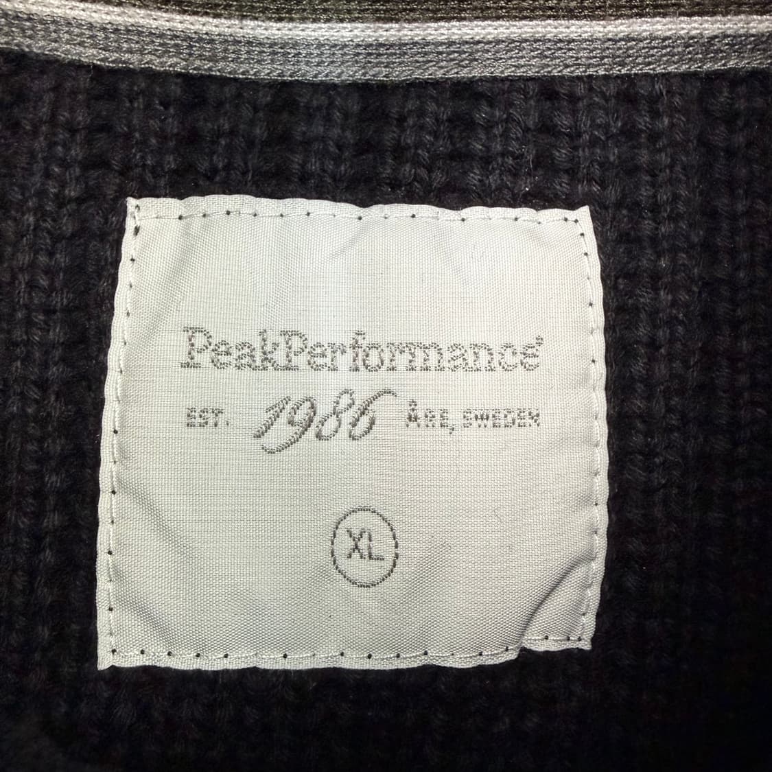 피크 퍼포먼스 블랙 투웨이 니트 집업 XL 상품이미지7