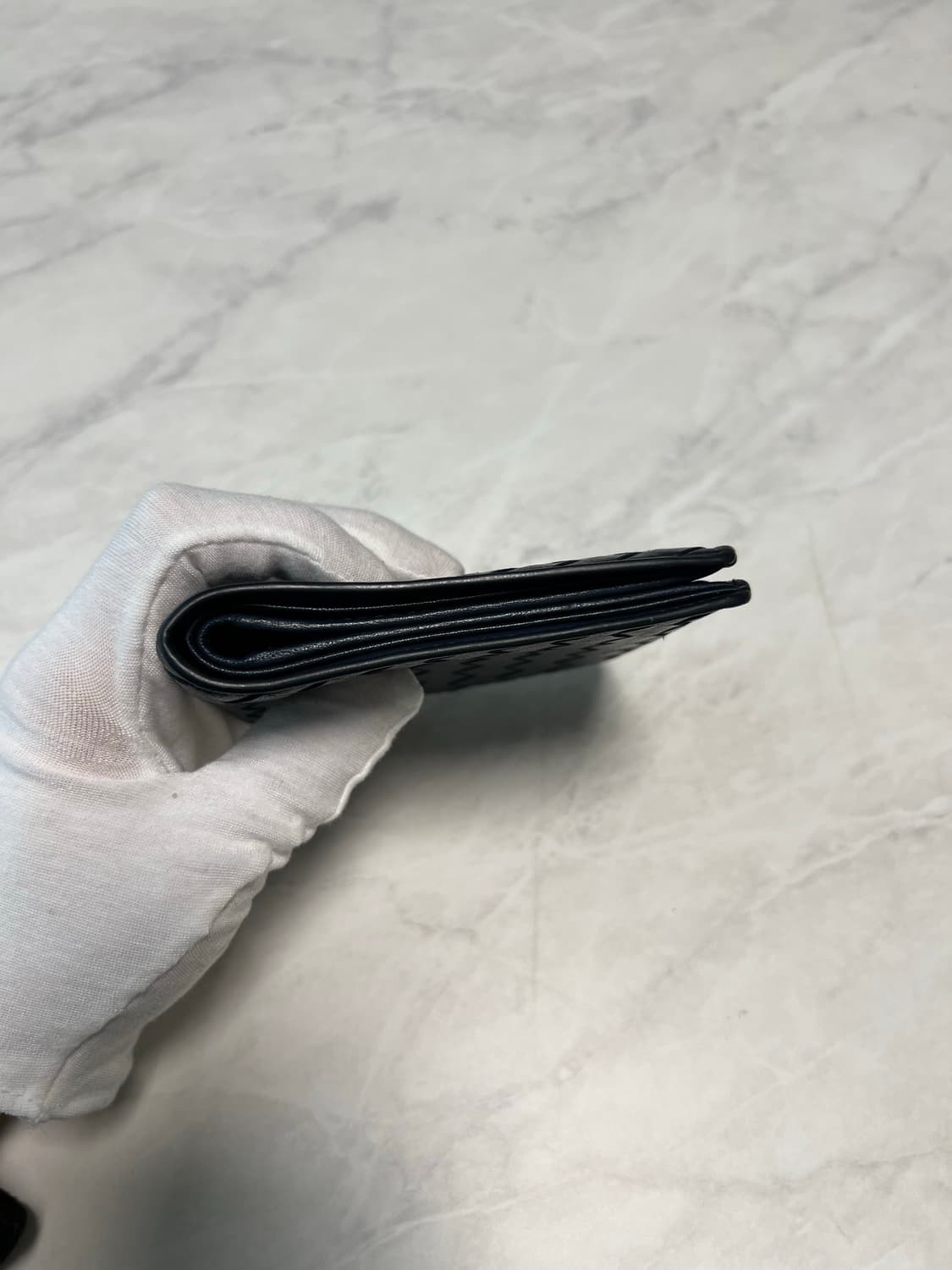 보테가베네타 반지갑 네이비 상품이미지4