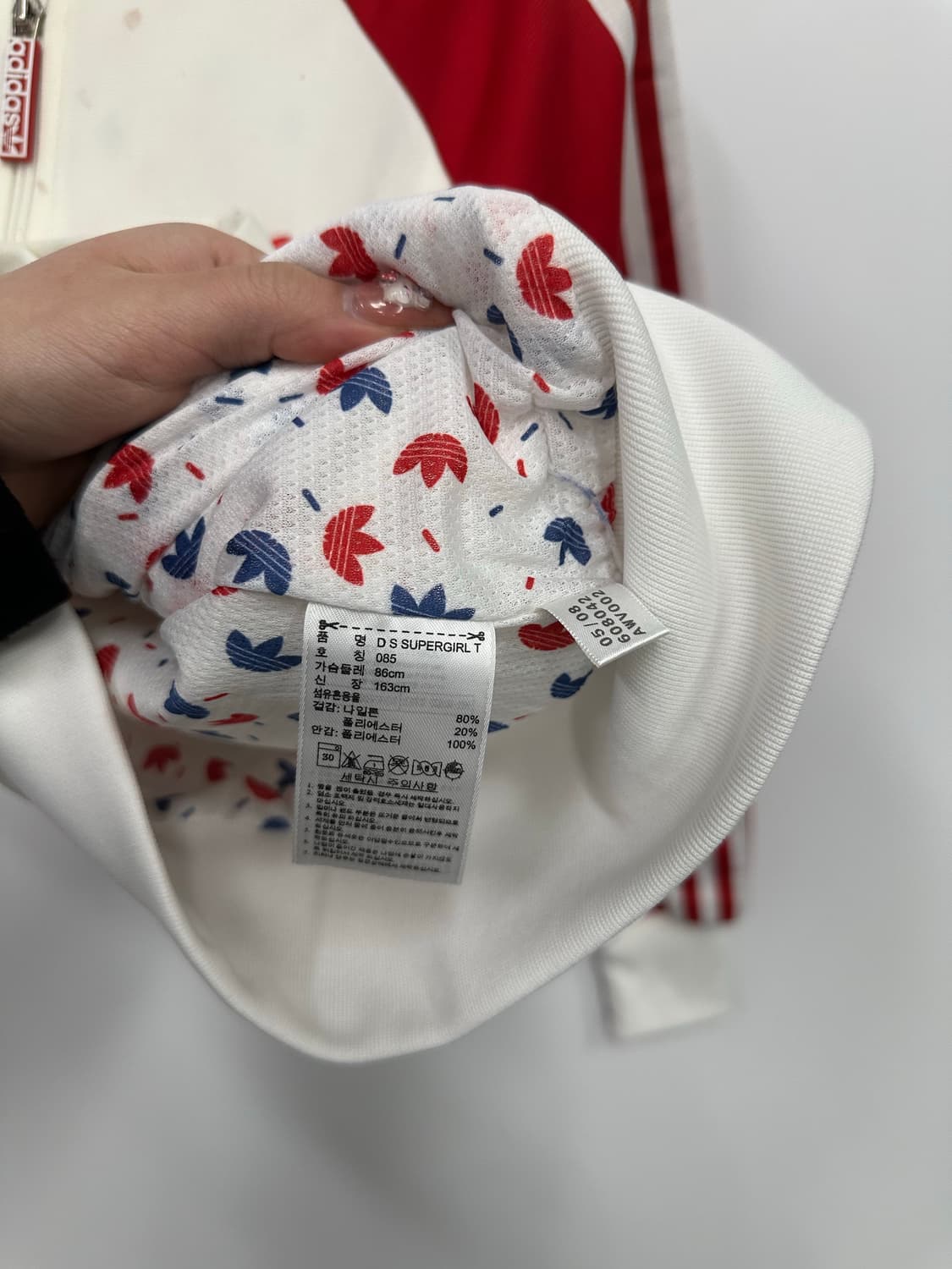 아디다스 슈퍼걸 흰빨 져지 트랙탑 상품이미지2