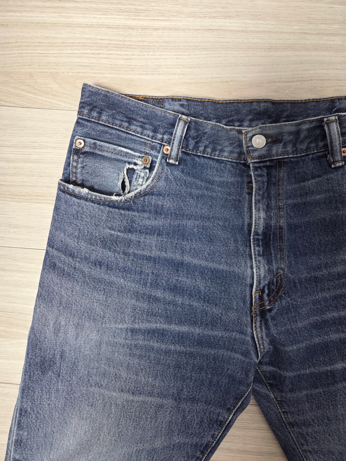 2013년도 리바이스517, 부츠컷 데님 w34  상품이미지2