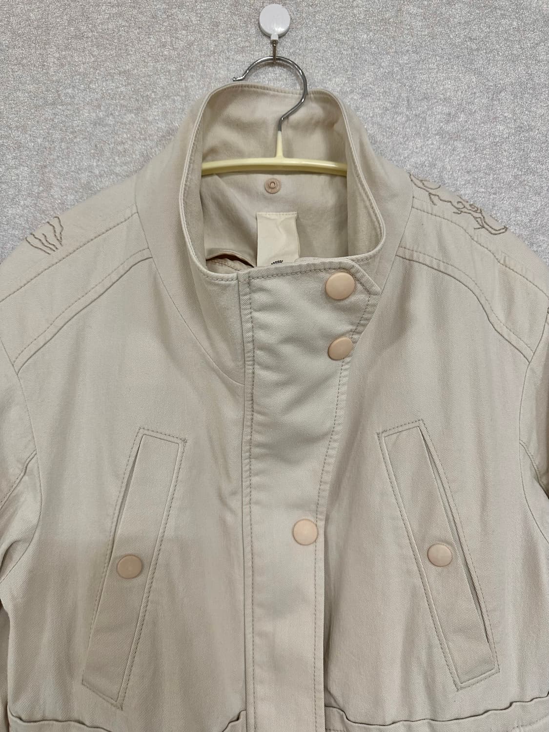 오즈세컨 패딩탈부착 자수 자켓 상품이미지4