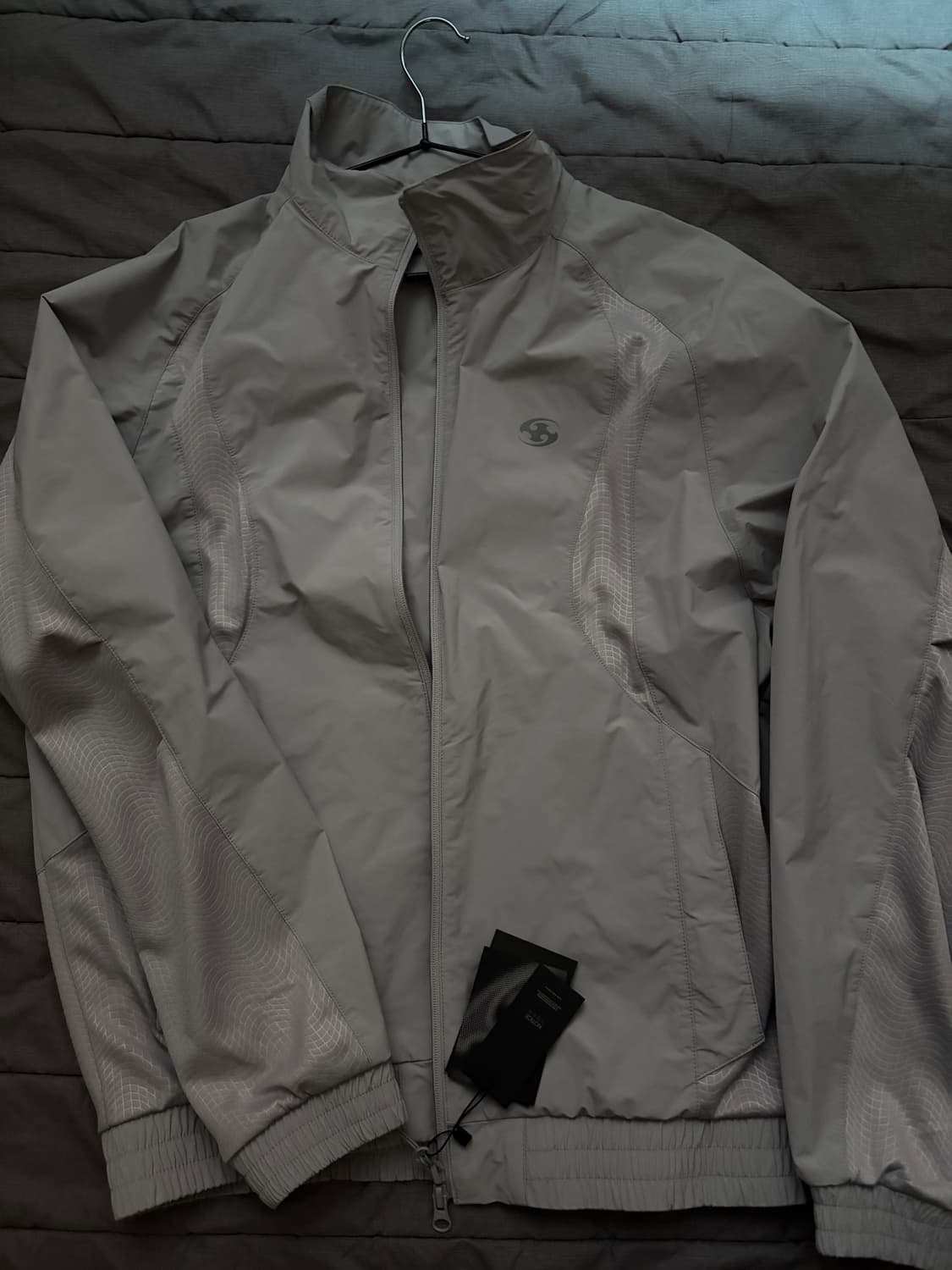 새상품 산산기어 트랙자켓 그레이 25ss 상품이미지2