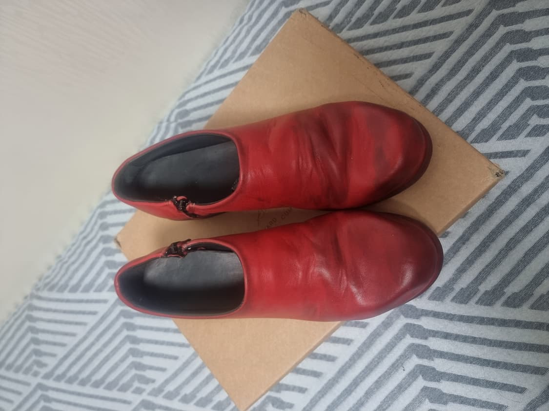 에드워드커밍 BUBBLE TOE ZIP-ON Dirtyred 41size 상품이미지3