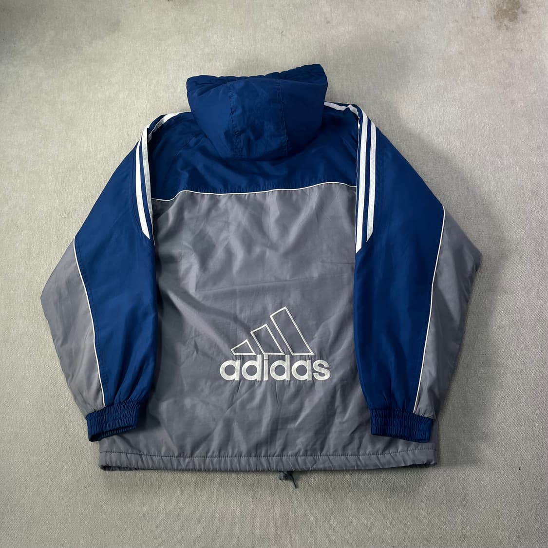 100 00s 아디다스 올드스쿨 바람막이 점퍼 상품이미지2