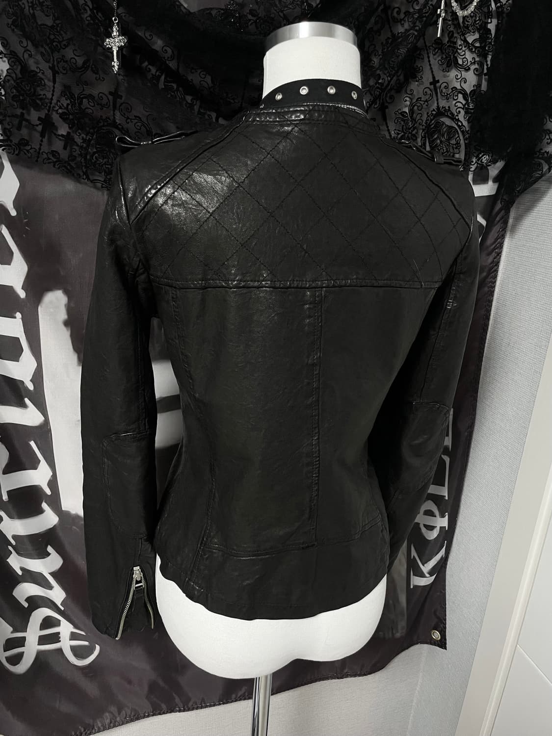 00s ITALY 램스킨 퀼팅 지퍼디테일 노카라 레더자켓 양가죽디올st 상품이미지5