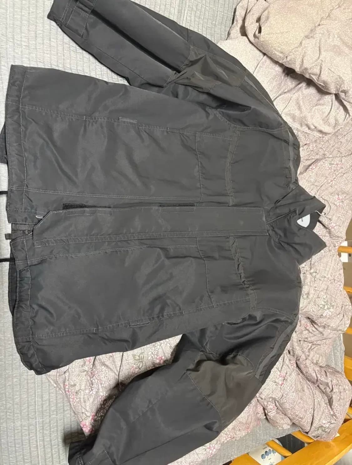 2) 폴리테루 올드스쿨 트랙파카 블랙 판매해요 상품이미지1