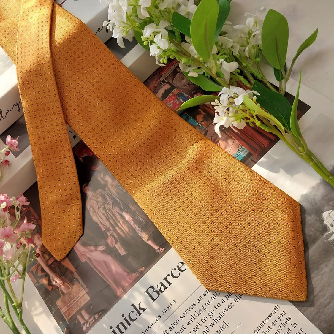 아쿠아스큐텀 실크 오렌지 도트 넥타이 9.8cm A등급 K1655
 상품이미지4