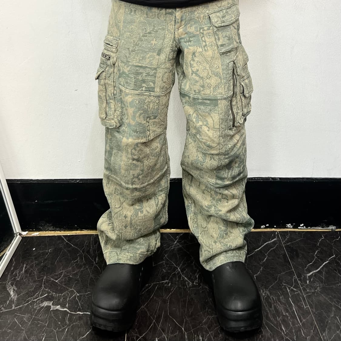 디스이즈네버댓 크레이지 멀티집 카고 팬츠 상품이미지2