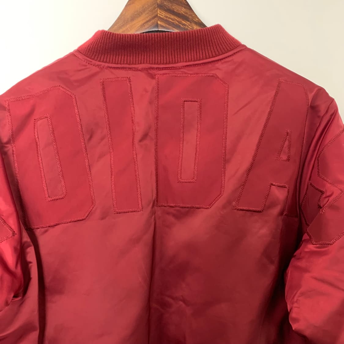 아디다스 파이어버드 버건디 봄버 자켓 상품이미지6