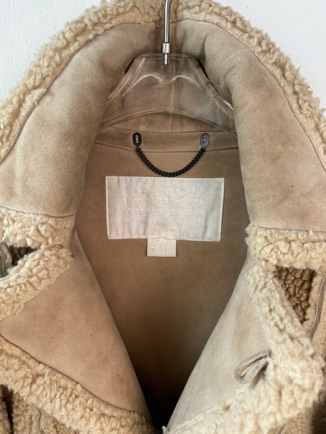 마틴 마르지엘라 H&M 인사이드 아웃 무스탕 자켓 상품이미지9