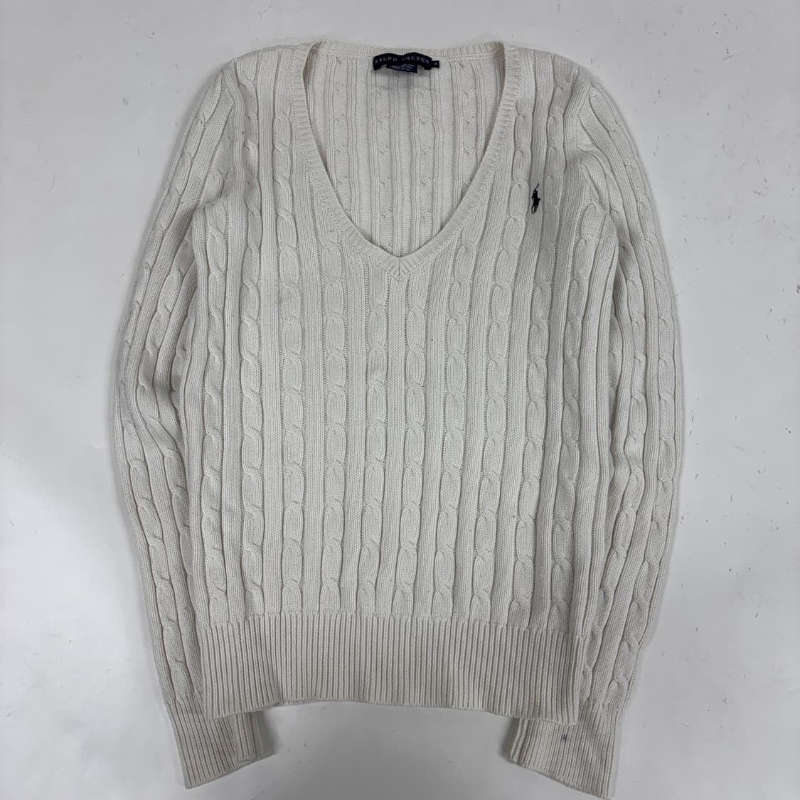 폴로 브이넥 니트  상품이미지3
