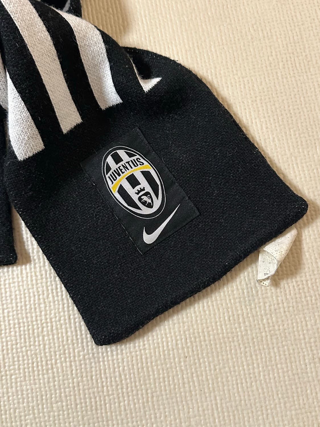 나이키 유벤투스 머플러 상품이미지2