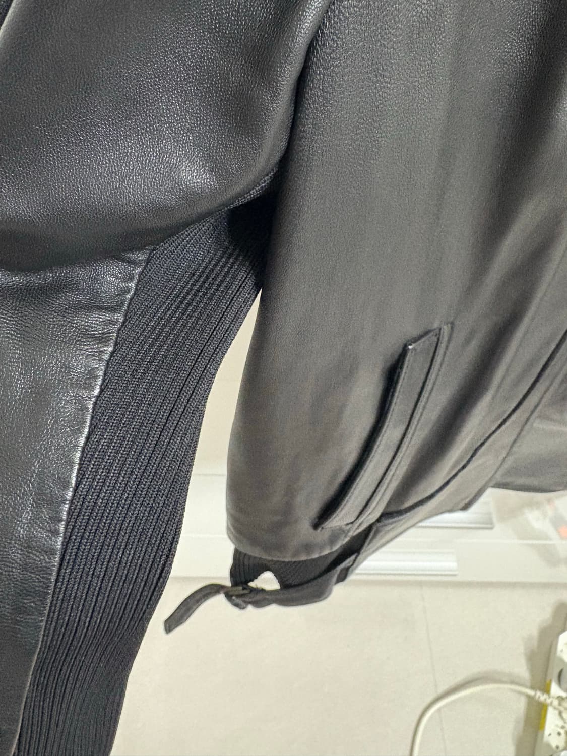 CLOVIS BASIC 가죽 자켓 66사이즈 상품이미지4